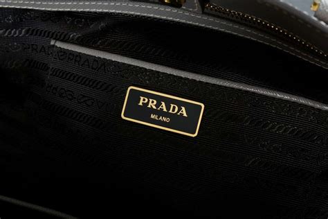 prada henkeltasche grau|prada handbags.